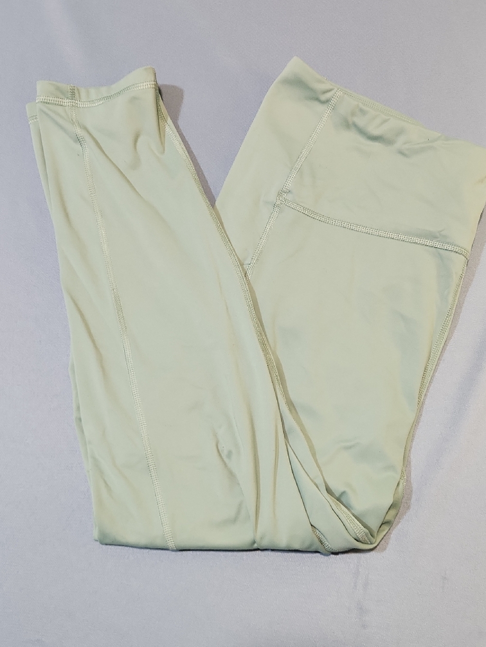 Marmot Mint Green 7/8 Performance Leggings. Size XL.